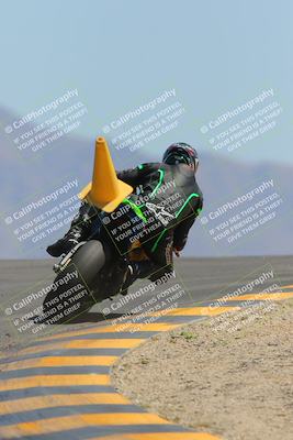 media/Apr-09-2023-SoCal Trackdays (Sun) [[333f347954]]/Turn 12 Backside (1pm)/